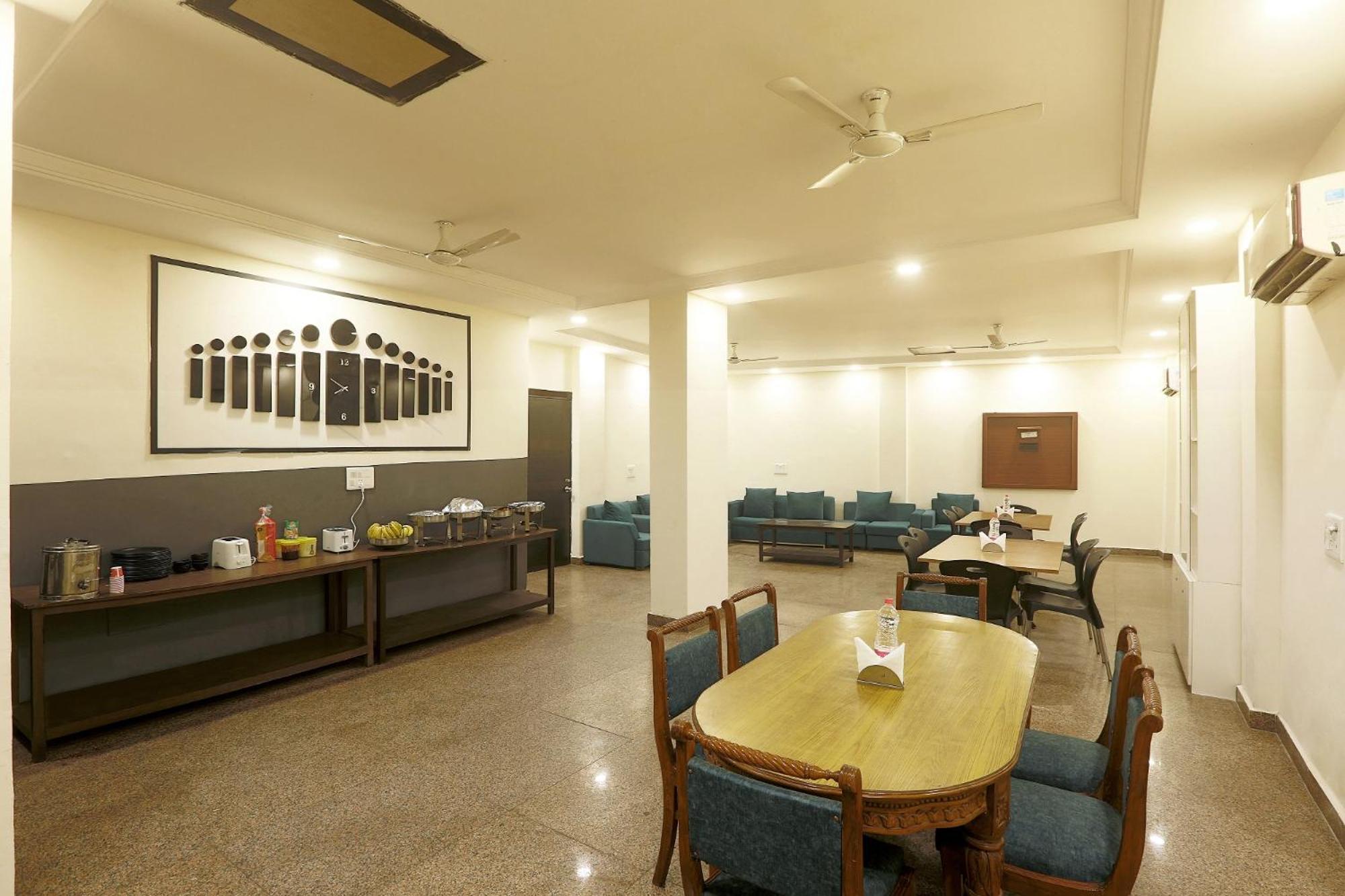 Hotel Skywood At Airport New Delhi Eksteriør billede