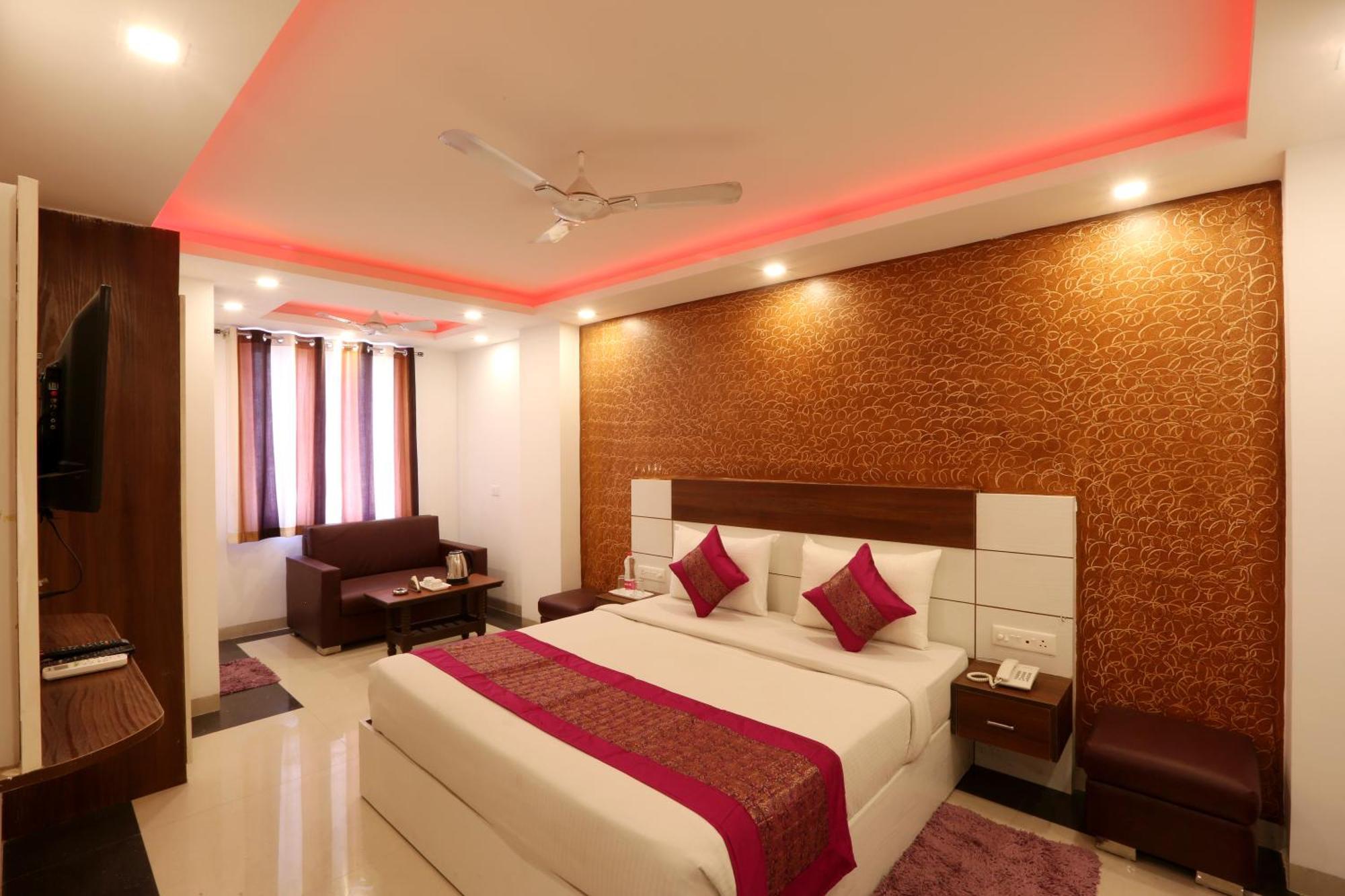 Hotel Skywood At Airport New Delhi Eksteriør billede